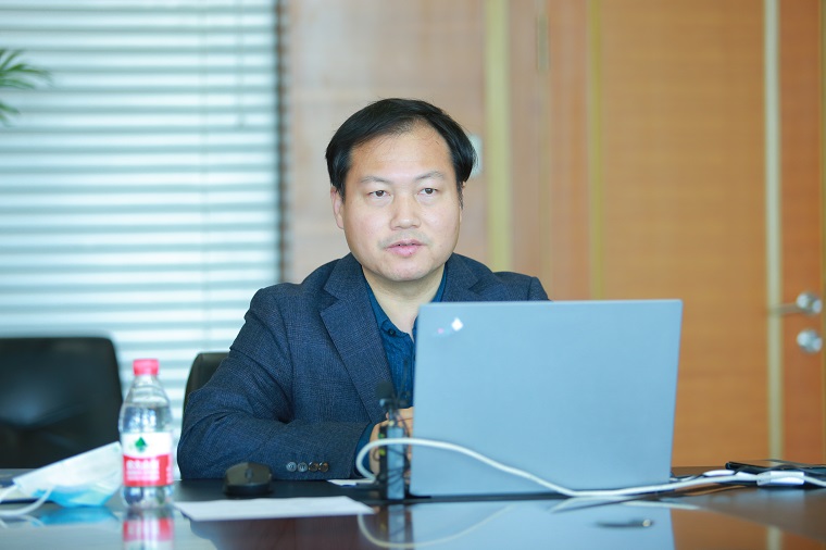 女主播自慰