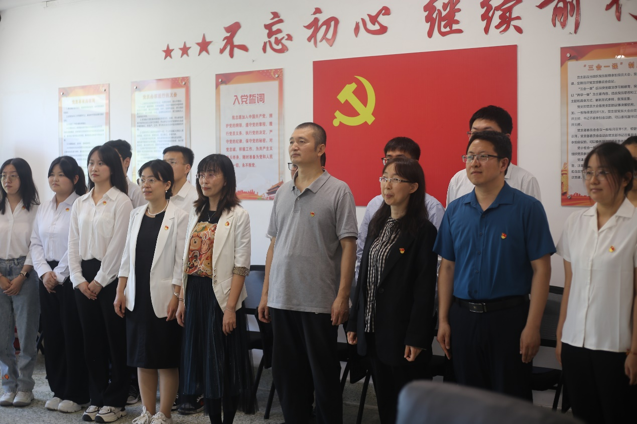 女主播自慰