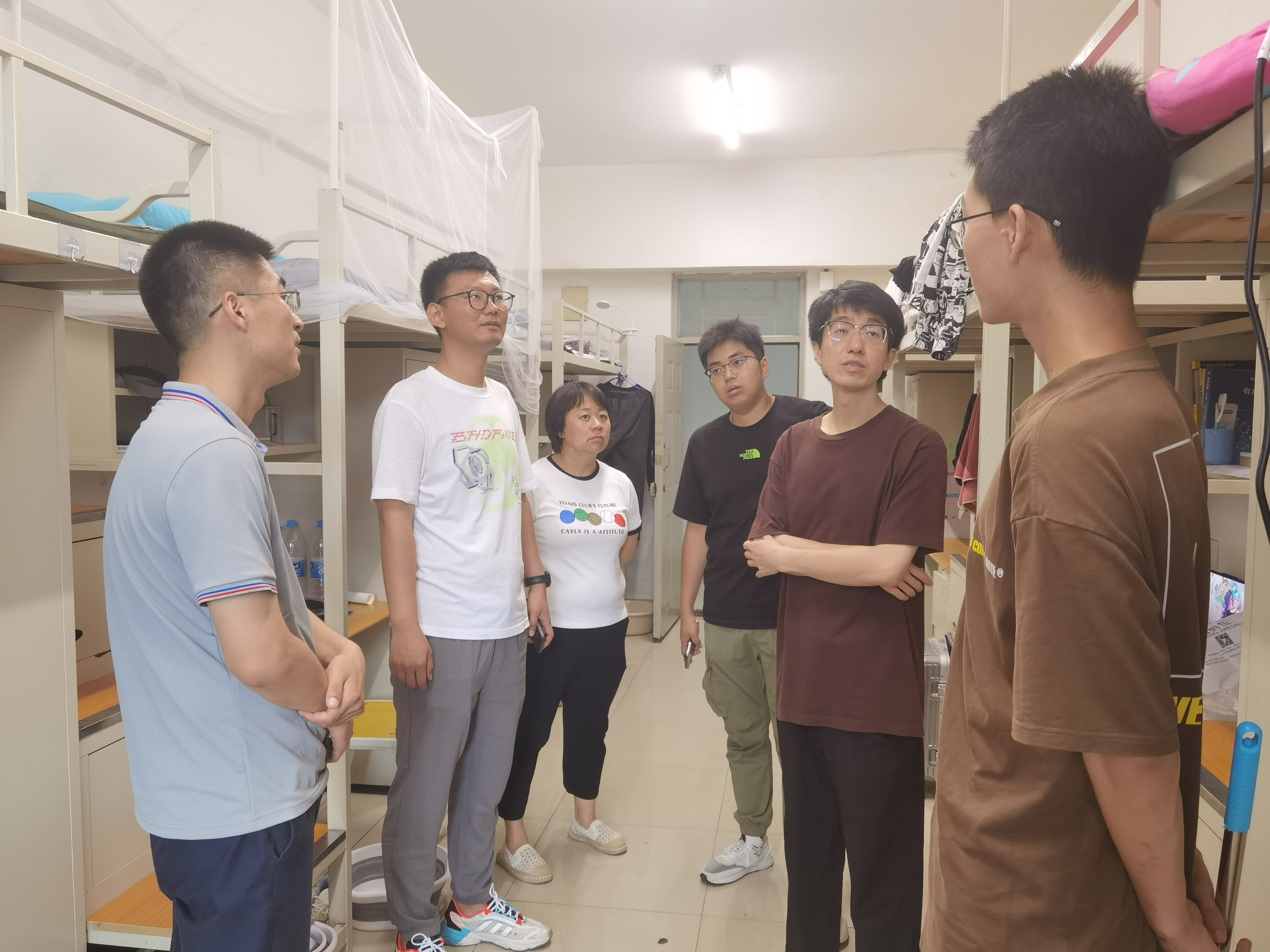女主播自慰